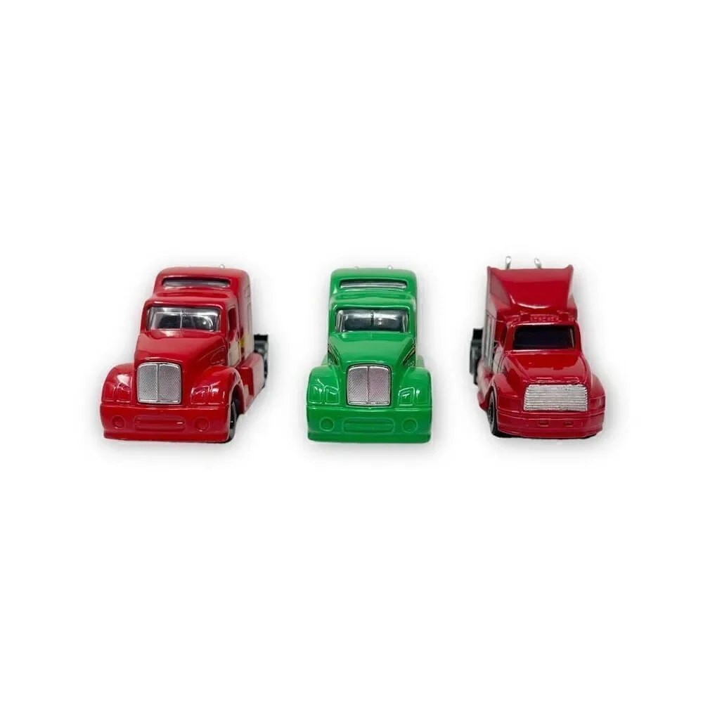 Maisto Highway Haulers Semi Truck Lot of 3 1/64 Diecast Toy Cars
